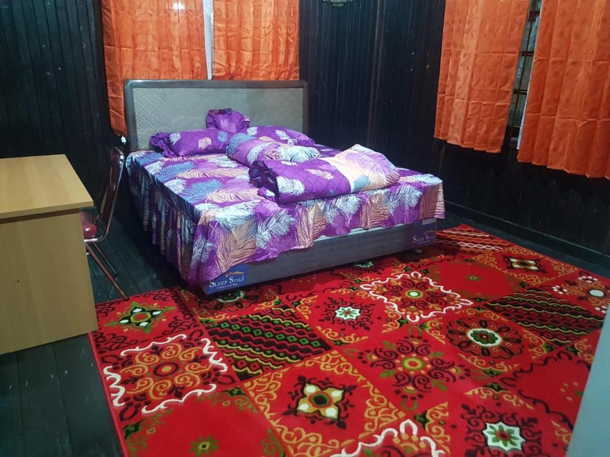 Mimi Guest House Syariah Pangkalan Bun Exterior photo
