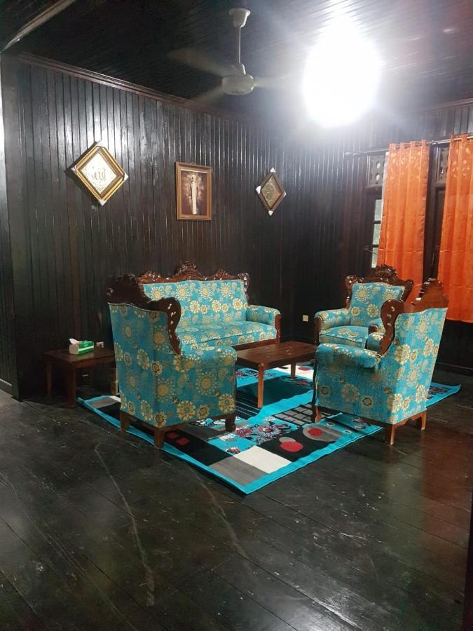 Mimi Guest House Syariah Pangkalan Bun Exterior photo